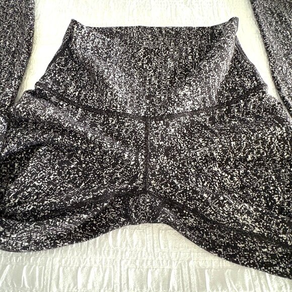Lululemon Wunder Under Hi-Rise 30" Luxtreme Leggings Black White Luon Jacquard 6 - Picture 4 of 10